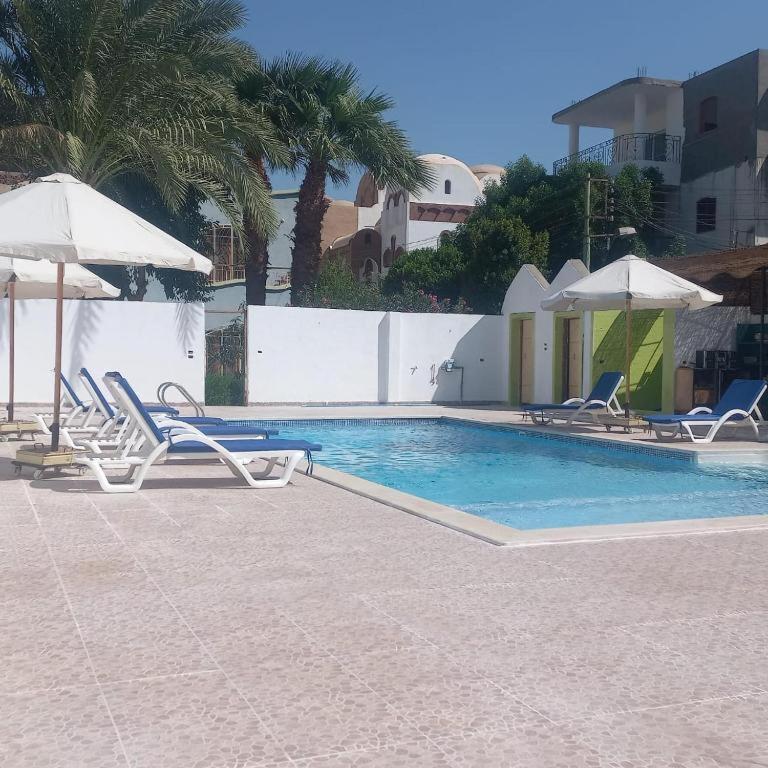 El Fayrouz Hotel Luxor Esterno foto