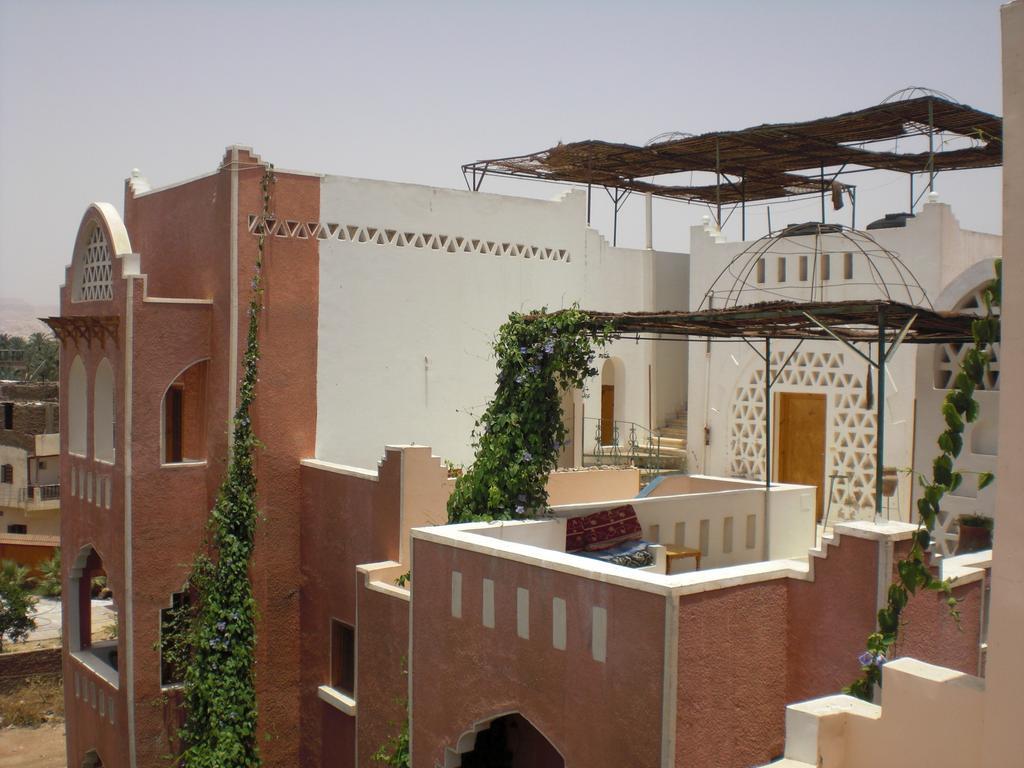 El Fayrouz Hotel Luxor Esterno foto