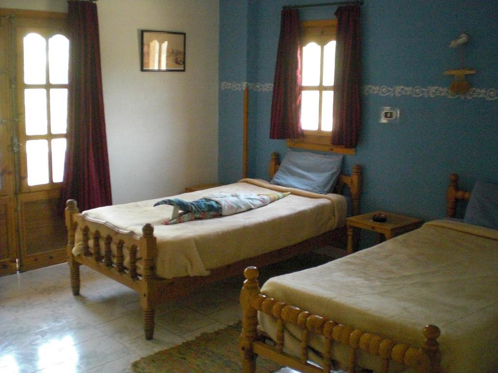 El Fayrouz Hotel Luxor Esterno foto