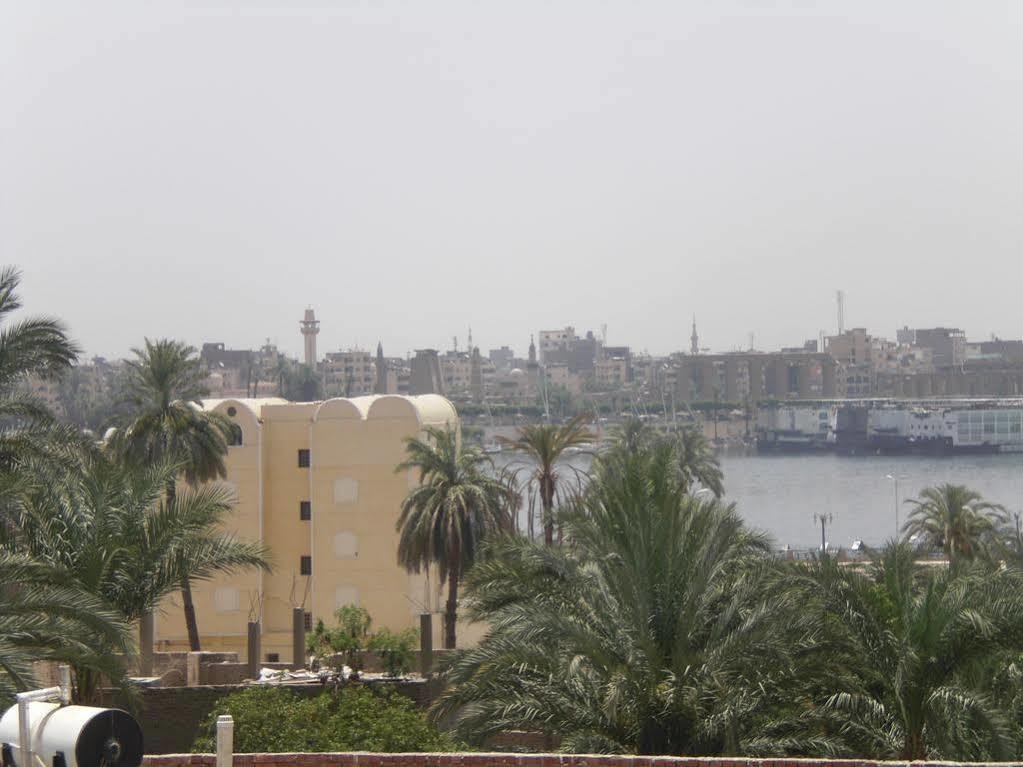 El Fayrouz Hotel Luxor Esterno foto